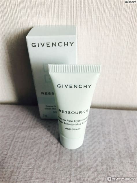 Крем для лица Givenchy Ressource Velvet Moisturizing Cream 